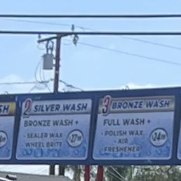 Hawaiian Gardens Car Wash & Detail