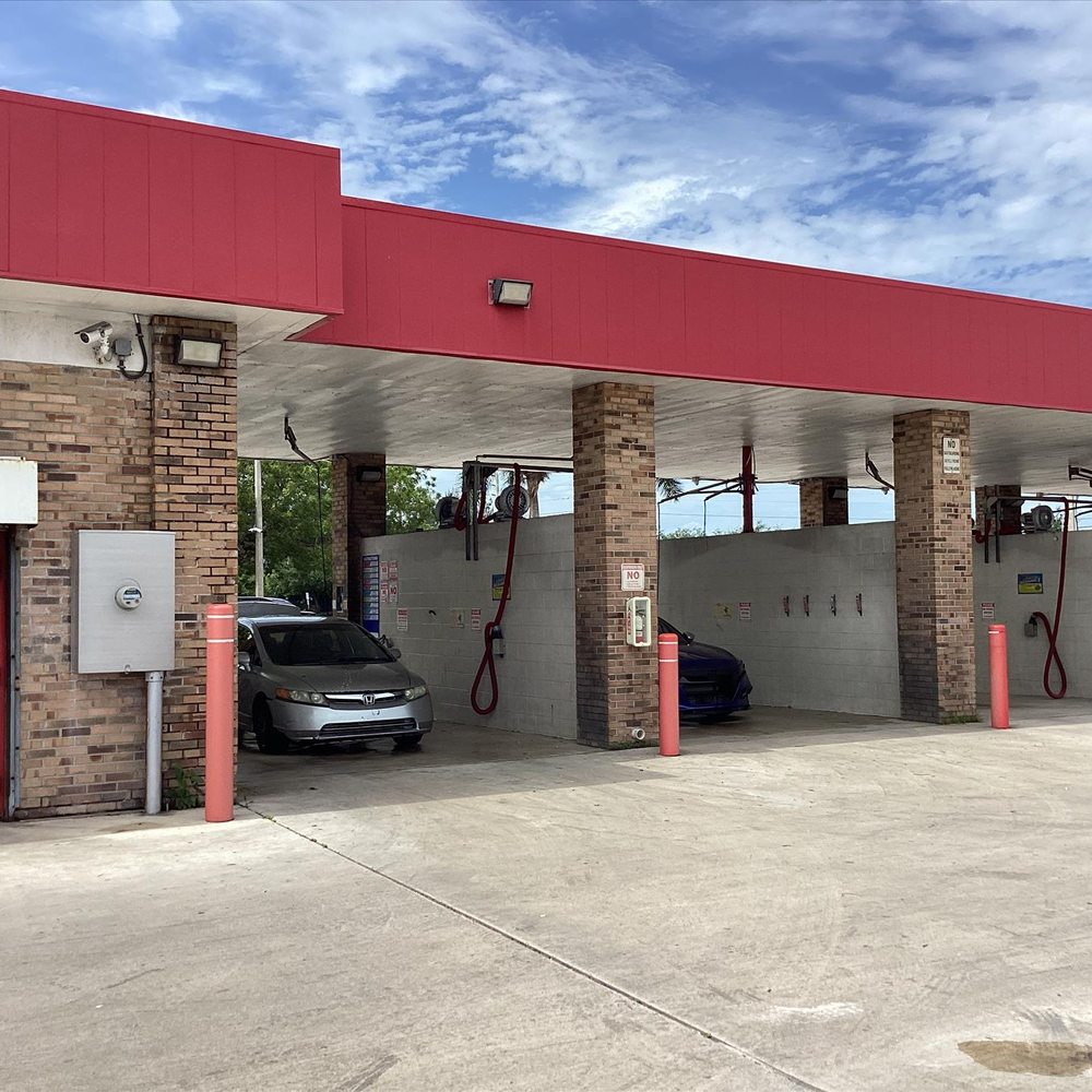 The River Drive Car Wash & Detailing Center